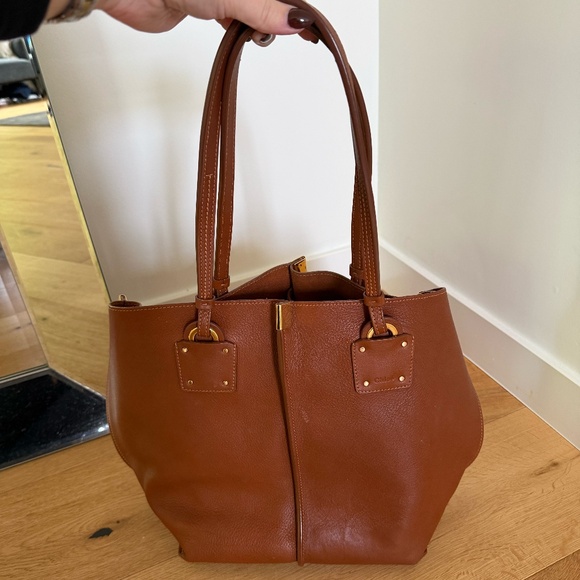 Chloe Vick Medium Tote Bag - Brown Leather - Picture 1 of 7